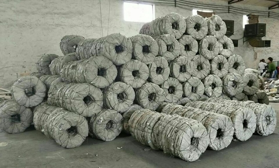 ব্যাস 6mm 100 Ft গ্যালভানাইজড ওয়্যার 21G অ্যানিলড গ্যালভানাইজড ওয়্যার